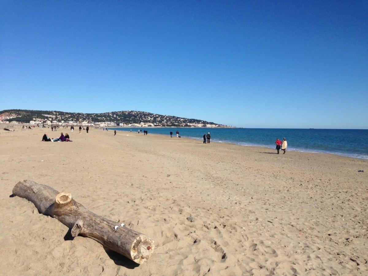 3P Climatise Avec Parking, Piscine, Proche Plage Et Commerces A Sete - Fr-1-338-497 Экстерьер фото