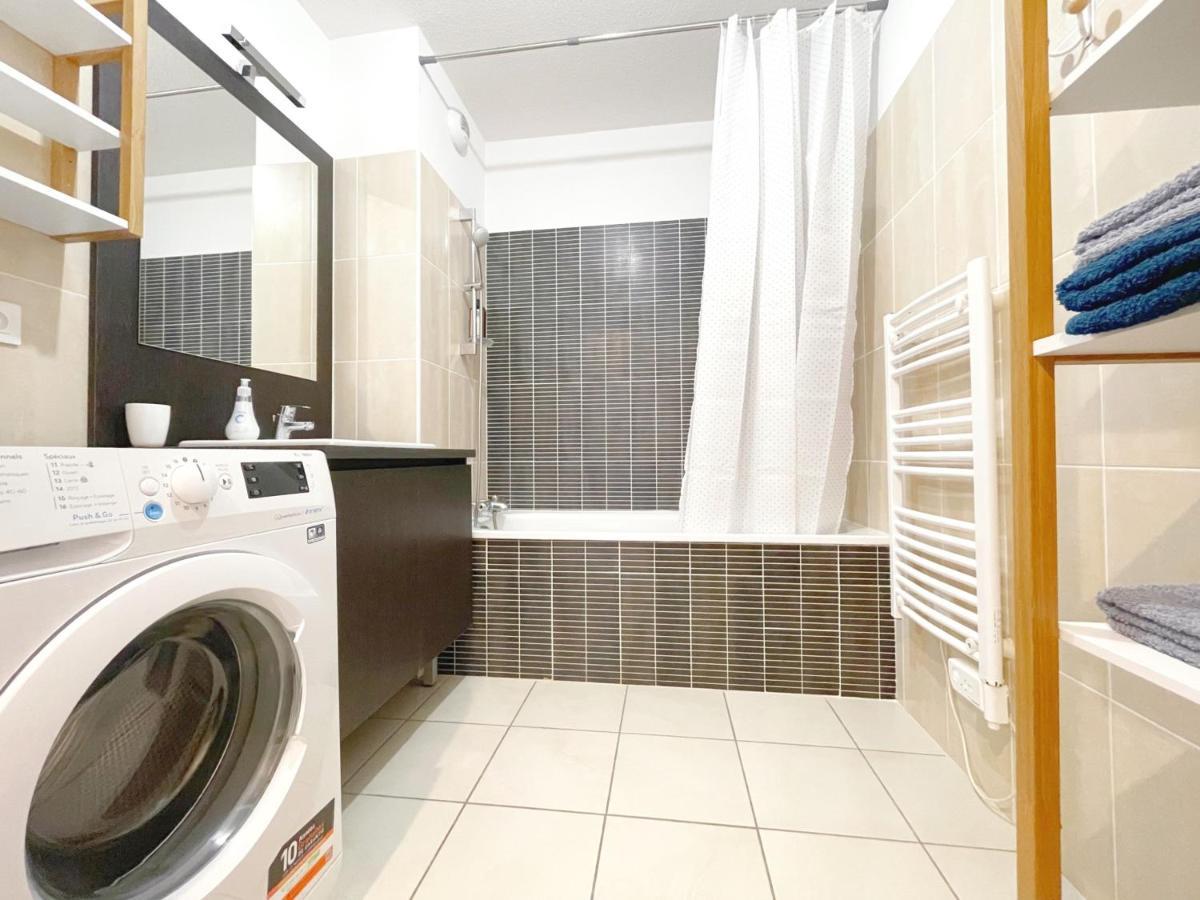 3P Climatise Avec Parking, Piscine, Proche Plage Et Commerces A Sete - Fr-1-338-497 Экстерьер фото